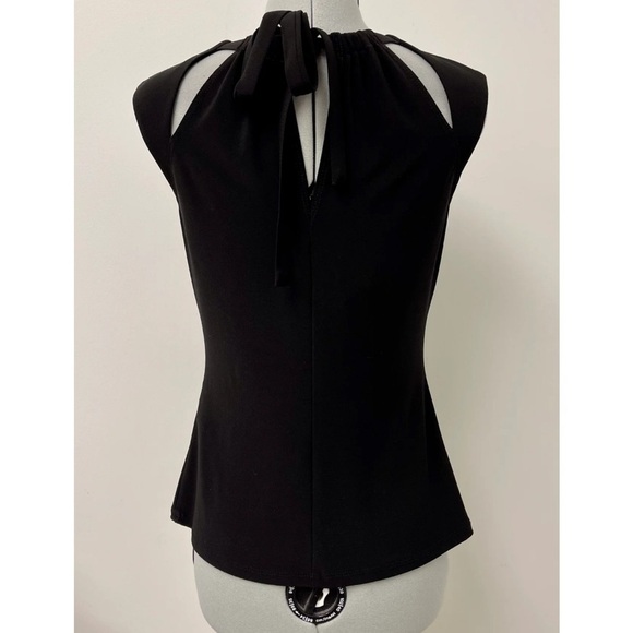Joseph Ribkoff Sz 6 Black Blouse With Gold Tone Chain And Bow Neckline - Picture 4 of 11